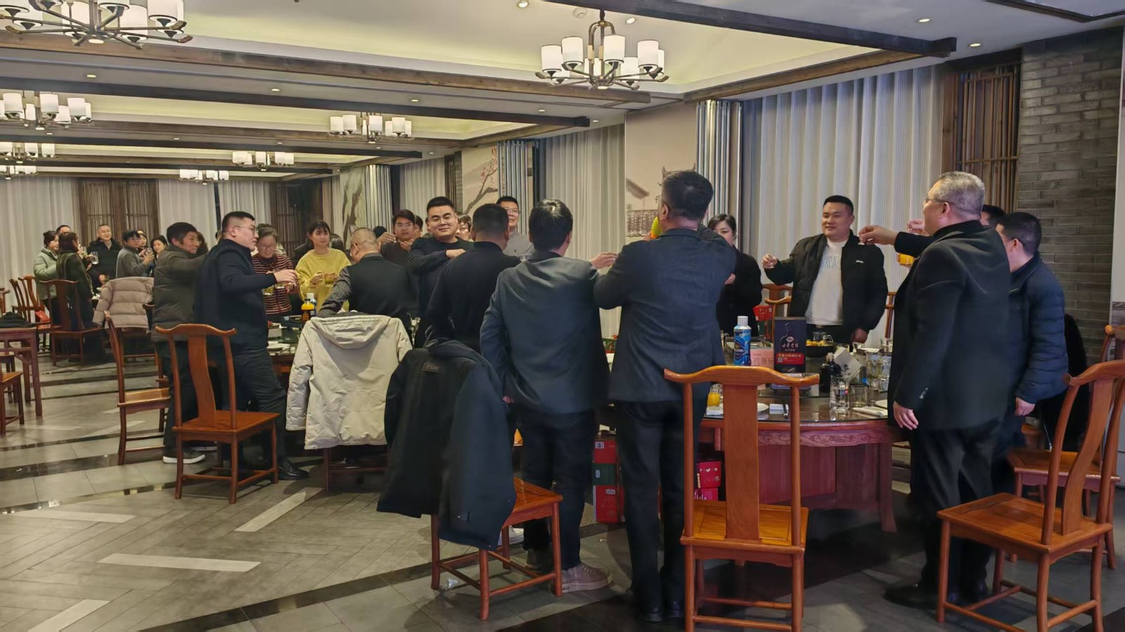 鼎力同心  鑫耀未來 ——2026年鼎鑫集團(tuán)表彰迎新會(huì)圓滿落幕